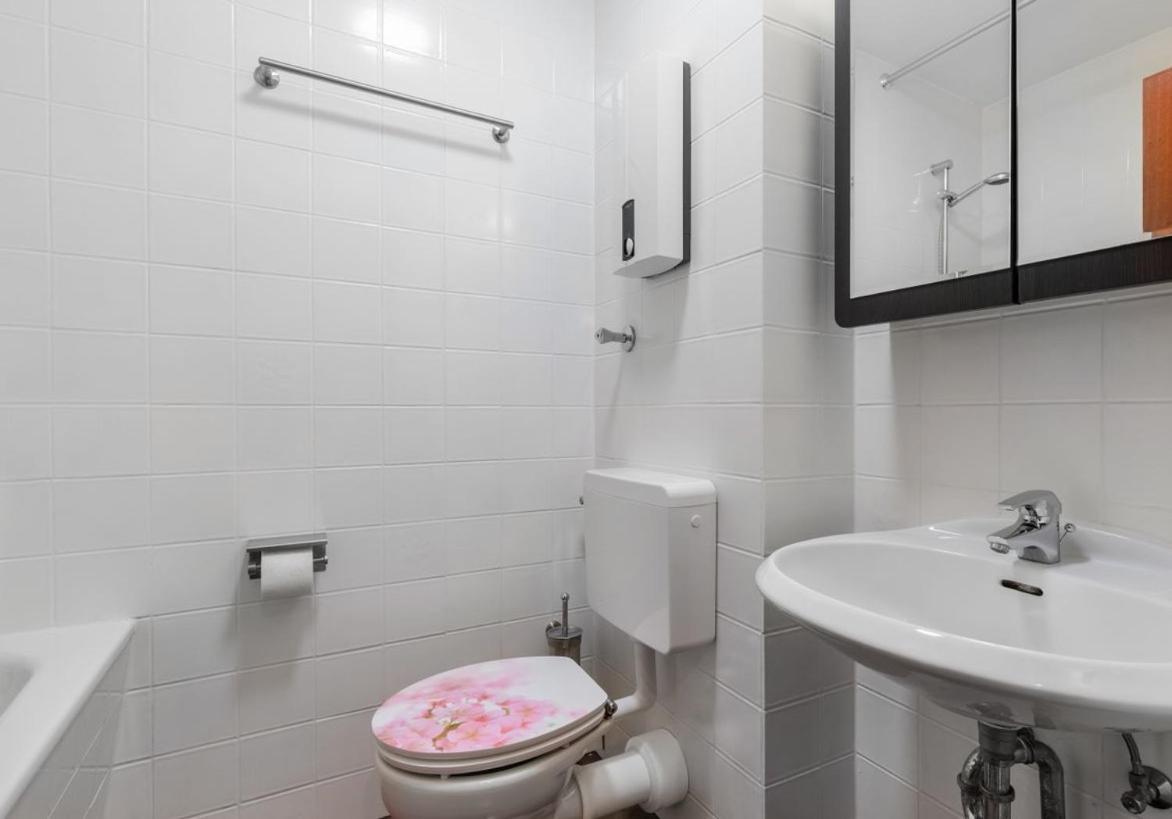 Modernes Apartment In Schoener Lage Düsseldorf Dış mekan fotoğraf