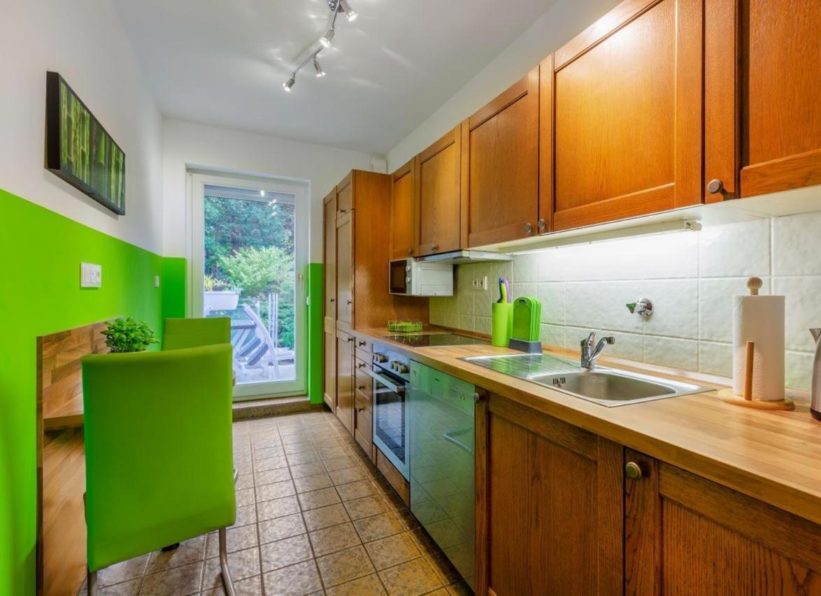 Modernes Apartment In Schoener Lage Düsseldorf Dış mekan fotoğraf